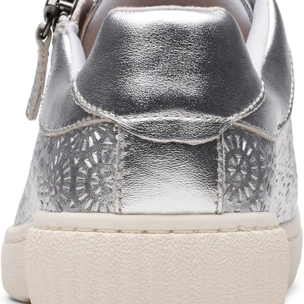 Clarks Metallic Silver Lace-Up Zip Sneaker - Picture 2 of 3